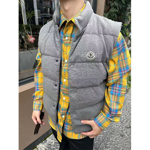 [홍콩명품.MONCLER] 몽클레어 25SS 로고 다운 패딩 조끼 베스트 (그레이), BM22792, JL, 레플리카의류,미러급사이트