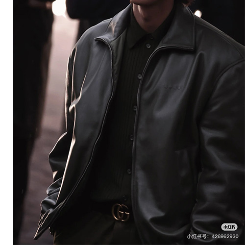 [홍콩명품.Gucci] 구찌 25SS 로고 터틀넥 레더 가죽 봄버 자켓 (블랙), BM22882, PG, 레플리카의류,미러급사이트