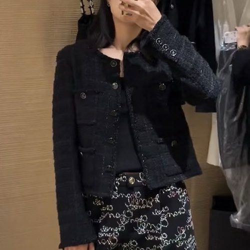 [홍콩명품.CHANEL] 샤넬 25SS 로고 여성 라운드넥 트위드 자켓 (블랙), BM22898, PG, 레플리카의류,미러급사이트