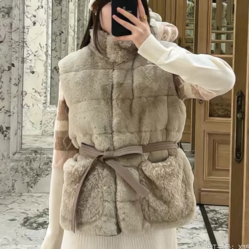 [홍콩명품.MONCLER] 몽클레어 25SS 로고 여성 퍼 구스다운 패딩 조끼 베스트 (베이지), BM23289, MC, 레플리카의류,미러급사이트