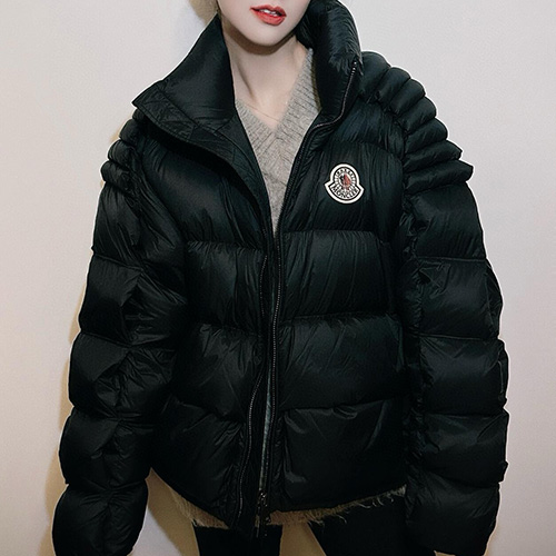 [홍콩명품.MONCLER] 몽클레어 25SS 로고 여성 구스다운 패딩 자켓 (3컬러), BM23477, MC, 레플리카의류,미러급사이트