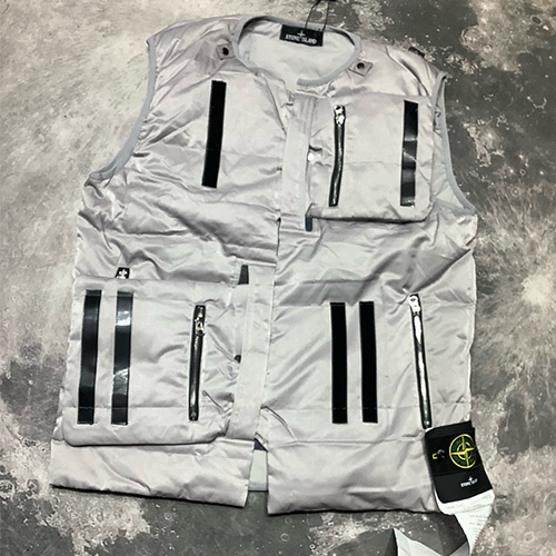 [홍콩명품.Stone Island] 스톤아일랜드 25SS 로고 탈부착 나일론 다운 패딩 조끼 베스트 (2컬러), BM23497, ST1, 레플리카의류,미러급사이트
