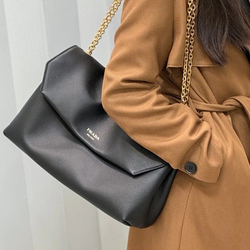 [홍콩명품,PRADA] 프라다 25SS 로고 레더 가죽 크로스백 (블랙-금장), BGM5350, BC, 홍콩명품가방,명품쇼핑몰,크로스백,핸드백,구매대행