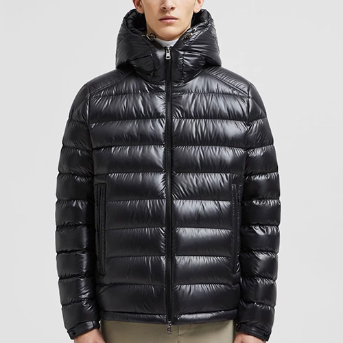 [홍콩명품.MONCLER] 몽클레어 25SS 로고 경량 후드 다운 패딩 자켓 (블랙), BM23692, HH, 레플리카의류,미러급사이트