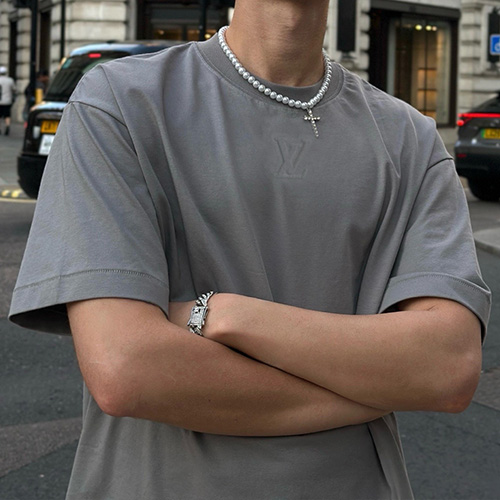 [홍콩명품.LOUIS VUITTON] 루이비통 25SS 로고 코튼 반팔 티셔츠 (그레이), BM24114, KB, 레플리카의류,미러급사이트