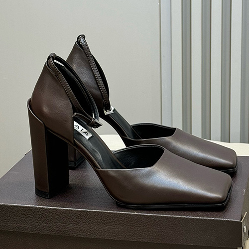 [홍콩명품.ALAIA] 알라이아 25SS 로고 여성 레더 가죽 굽 샌들 슬리퍼 (4컬러), SE5978, GHS, 명품스니커즈,운동화,구두,로퍼,하이탑,신발