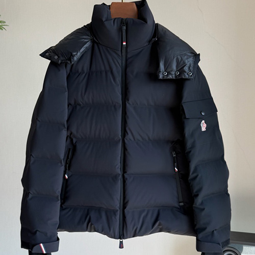 [홍콩명품.MONCLER] 몽클레어 26SS 로고 후드 다운 패딩 자켓 (2컬러), BM24472, HH, 레플리카의류,미러급사이트