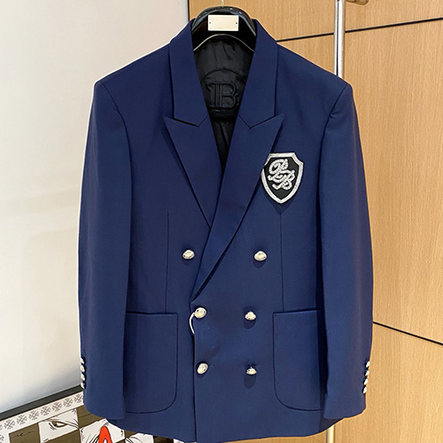 [홍콩명품.BALMAIN] 발망 26SS 로고 브로치 장식 정장 수트 자켓 (블루), BM24554, TOP, 레플리카의류,미러급사이트