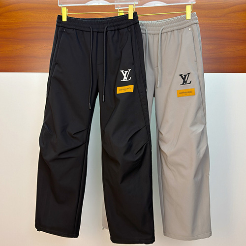 [홍콩명품.LOUIS VUITTON] 루이비통 26SS 로고 자수 기모 조거 팬츠 바지 (2컬러), BM24591, 레플리카의류,미러급사이트