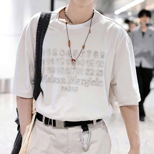 [홍콩명품.Maison Margiela] 메종마르지엘라 26SS 로고 빈티지 반팔 티셔츠 (2컬러), BM24612, KK, 레플리카의류,미러급사이트