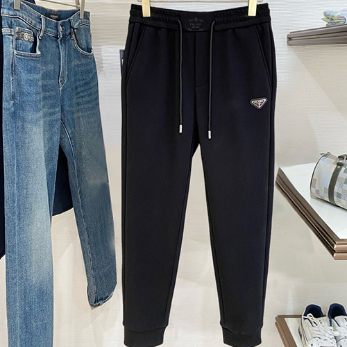 [홍콩명품,PRADA] 프라다 26SS 삼각로고 기모 조거 팬츠 바지 (블랙), BM24753, 레플리카의류,미러급사이트