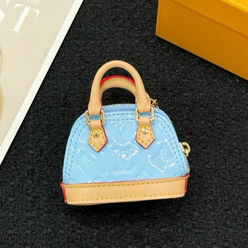 [홍콩명품.LOUIS VUITTON] 루이비통 26SS 로고 모노그램 MICRO ALMA VERNIS 백참 (스카이블루), ET3553, HY, 홍콩명품의류,구매대행,온라인명품