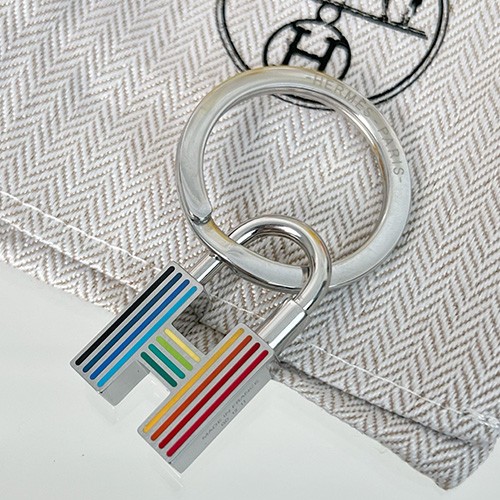 [홍콩명품.Hermes] 에르메스 26SS 로고 Cadenas Quizz Rainbow 키링 (7컬러), ET3587, HY, 홍콩명품의류,구매대행,온라인명품
