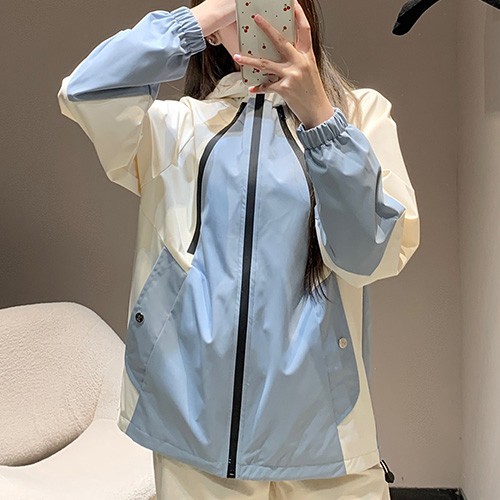 [홍콩명품.CHANEL] 샤넬 26SS 로고 여성 후드 바람막이 자켓 (스카이블루-아이보리), BM25122, COCO, 무료배송