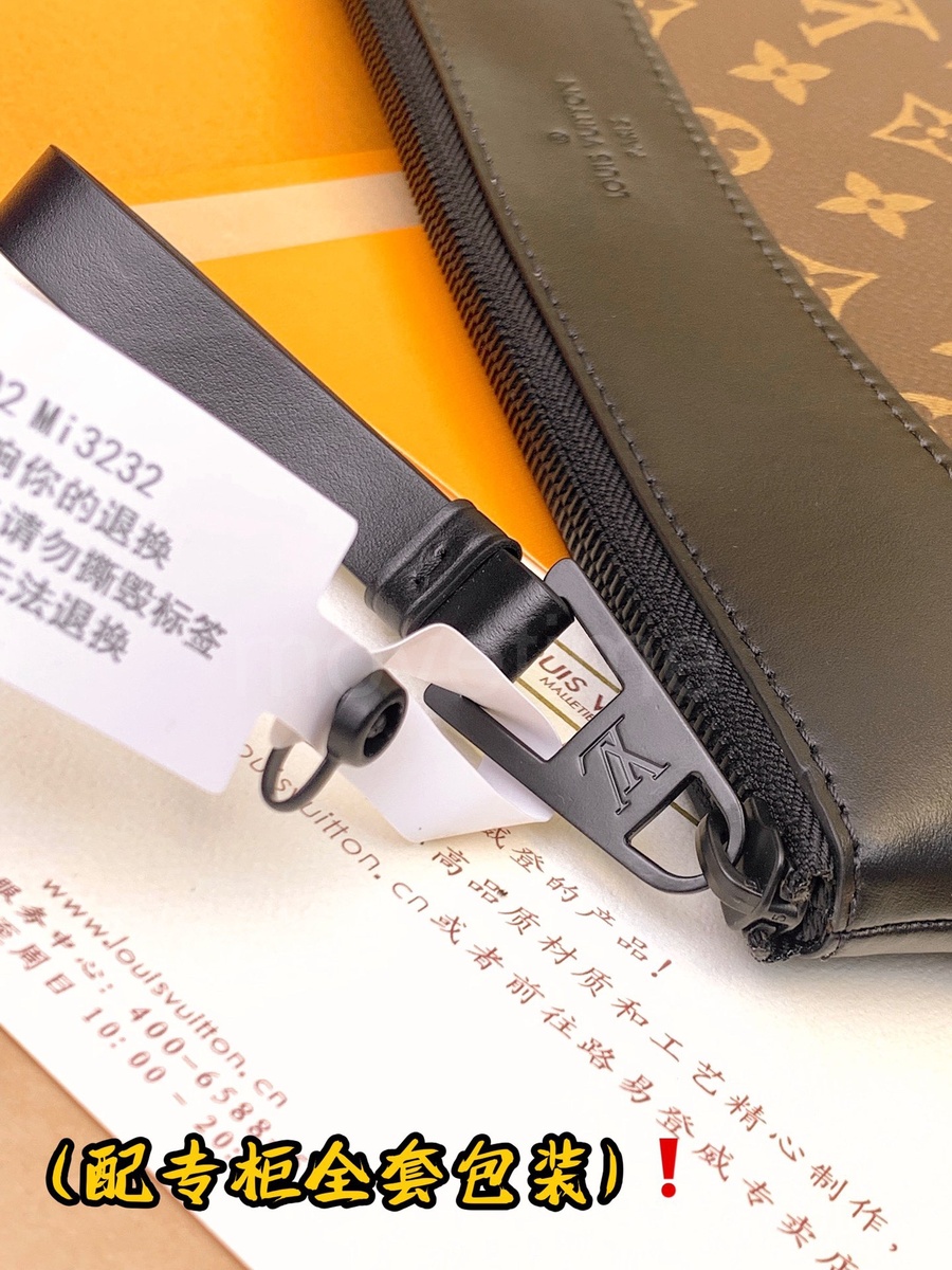 루이비통 로고 모노그램 포쉐트 보야주 수플 클러치백 M82545 (브라운) 26SS 상세이미지 4