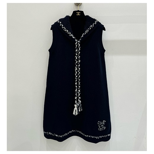 루이비통 여성 슬리브리스 니트 원피스 26SS